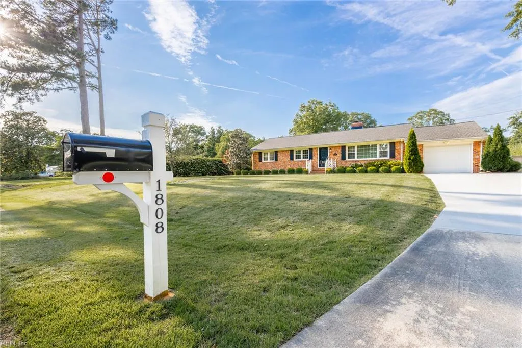 Virginia Beach, Virginia 23454, United States, 3 Bedrooms Bedrooms, ,2 BathroomsBathrooms,Residential,Active,147442