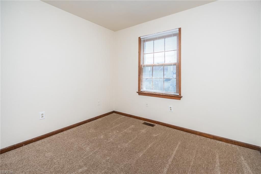 Photo of 5589 Campus Drive, Virginia Beach, VA 23462 (MLS # 10627257)