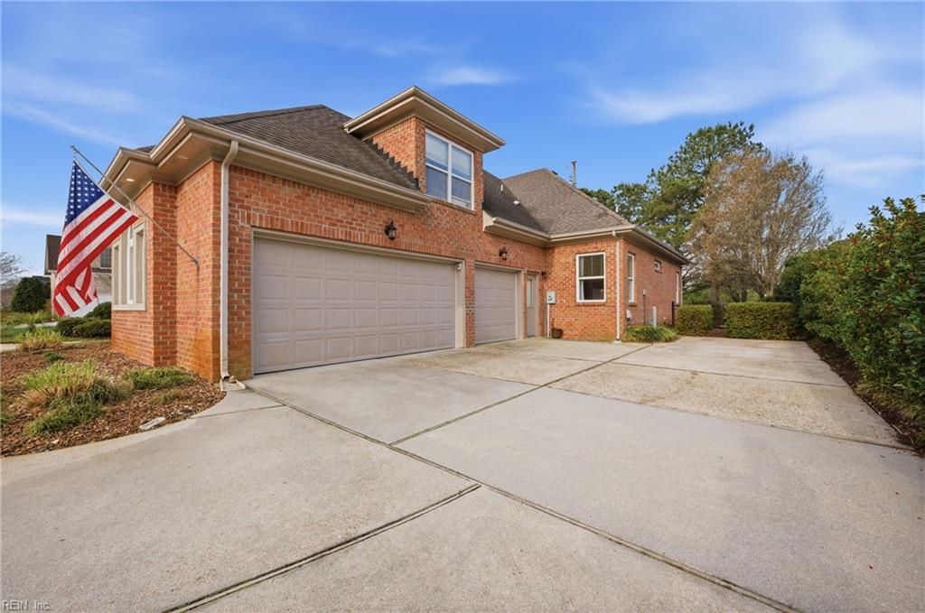 Photo of 3185 Stonewood Drive, Virginia Beach, VA 23456 (MLS # 10624684)