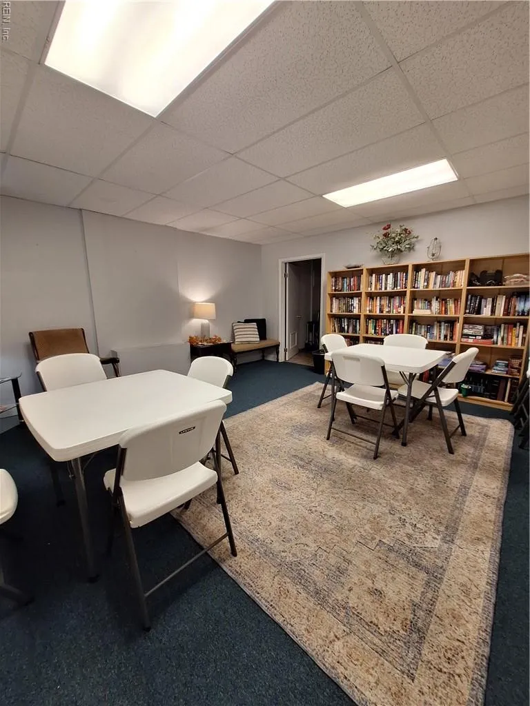 Portsmouth, Virginia 23704, United States, 1 Bedroom Bedrooms, ,1 BathroomBathrooms,Residential,Active,240806