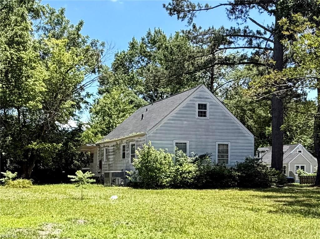 Photo of 8 Van Patton Place, Portsmouth, VA 23701 (MLS # 10637315)