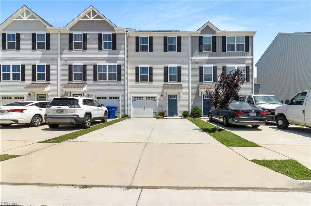 Photo of 26 Cecelia Way, Suffolk, VA 23434 (MLS # 10650783)