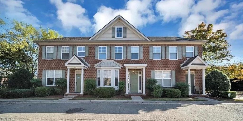 Photo of 7610 Restmere Road #309, Norfolk, VA 23505 (MLS # 10621303)