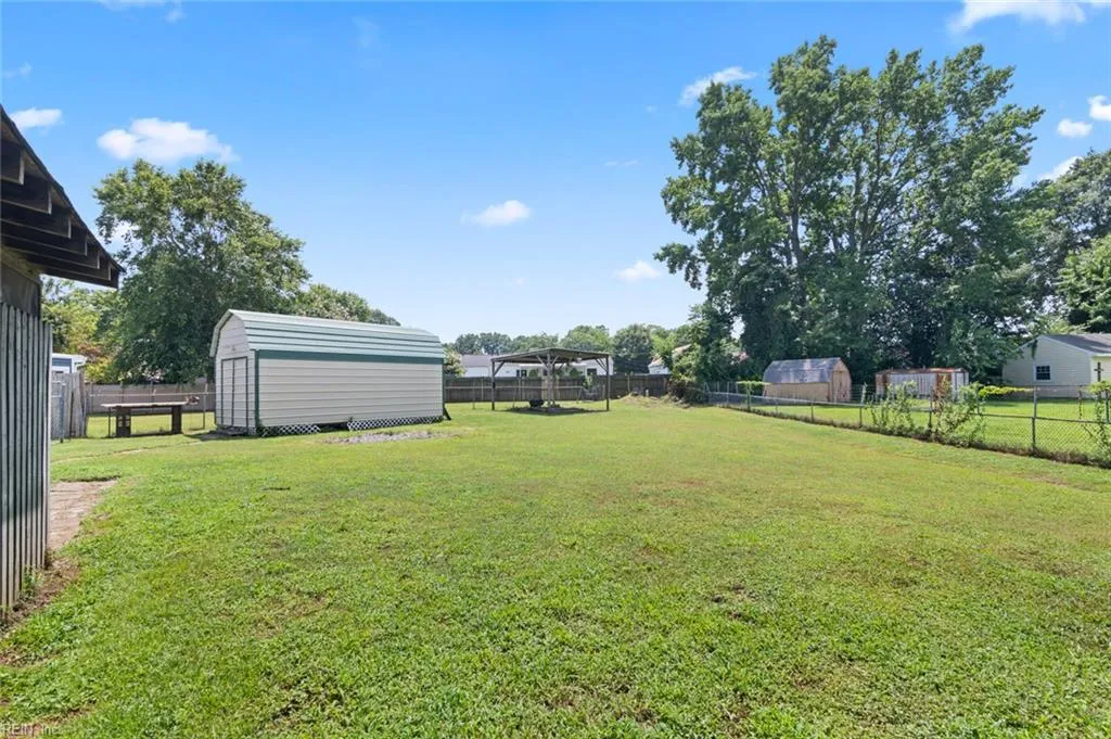 Hampton, Virginia 23669, United States, 4 Bedrooms Bedrooms, ,3 BathroomsBathrooms,Residential,Pending,180971