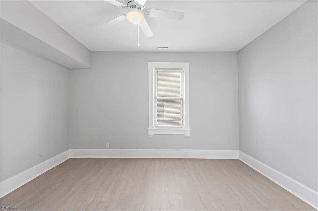 Photo of 653 29th Street #B, Newport News, VA 23607 (MLS # 10648887)