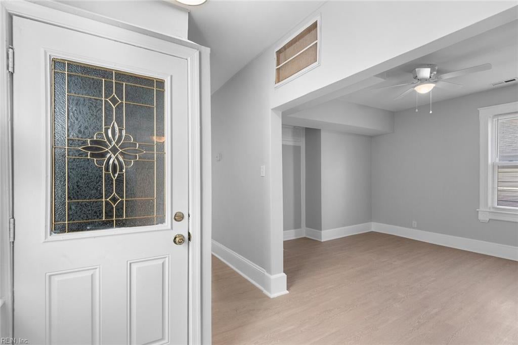 Photo of 653 29th Street #B, Newport News, VA 23607 (MLS # 10648887)