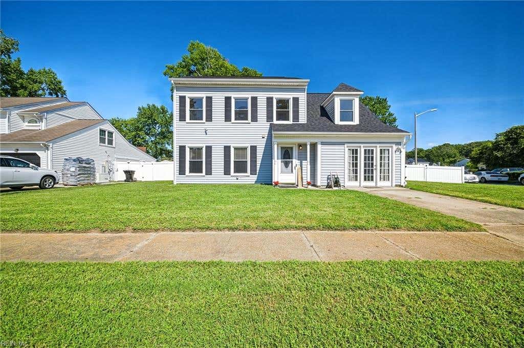 Photo of 1000 Spindle Crossing, Virginia Beach, VA 23455 (MLS # 10650406)