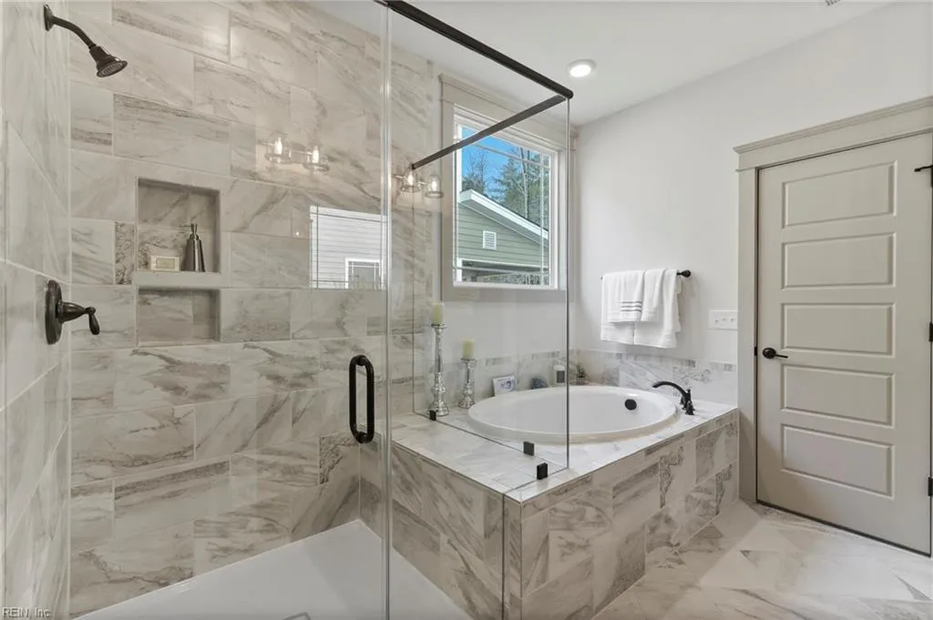 Windsor, Virginia 23487, United States, 4 Bedrooms Bedrooms, ,4 BathroomsBathrooms,Residential,Active,244987