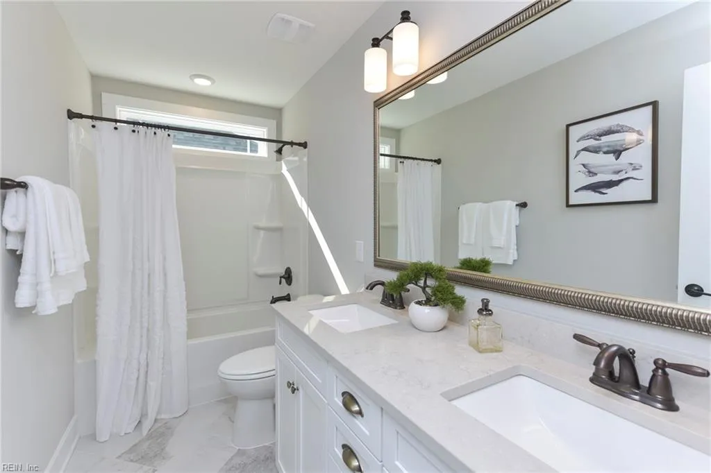 Windsor, Virginia 23487, United States, 4 Bedrooms Bedrooms, ,4 BathroomsBathrooms,Residential,Active,244987