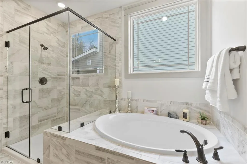 Windsor, Virginia 23487, United States, 4 Bedrooms Bedrooms, ,4 BathroomsBathrooms,Residential,Active,244987