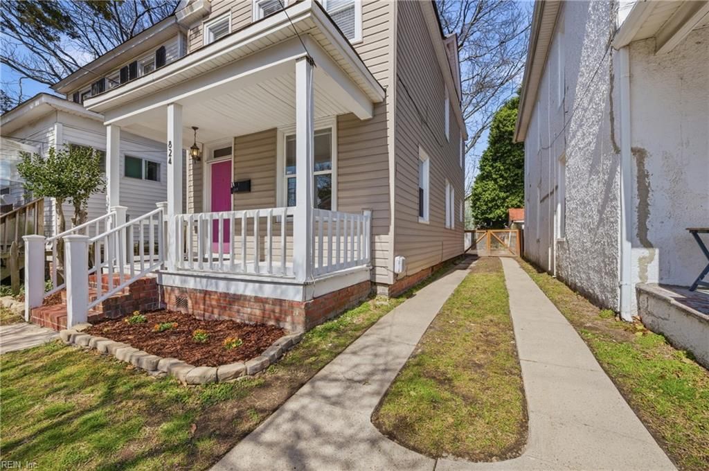 Photo of 824 W 41st Street, Norfolk, VA 23508 (MLS # 10623707)