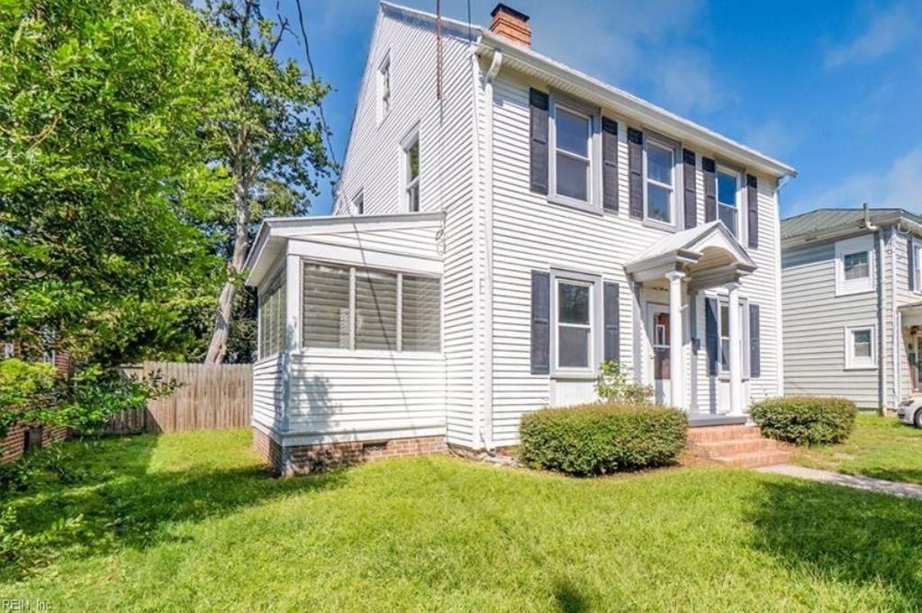 Photo of 309 Linden Avenue, Suffolk, VA 23434 (MLS # 10617114)