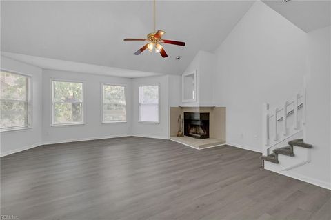 Photo of 517 Mary Roberts Lane, Newport News, VA 23608 (MLS # 10632803)
