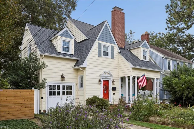 728 Blair Avenue, photo 2 of 50