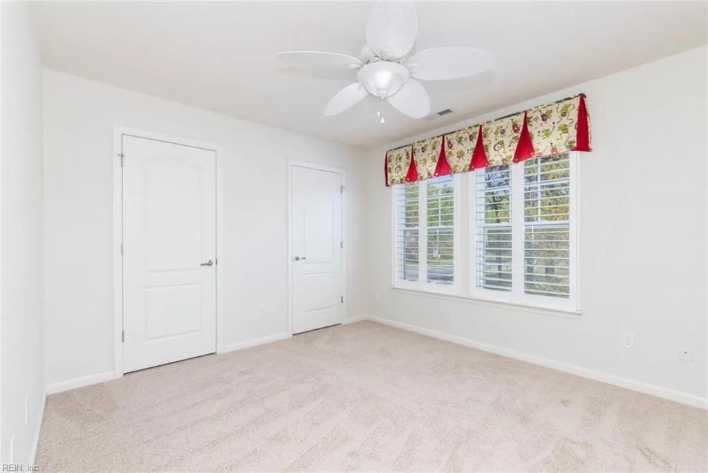 Virginia Beach, Virginia 23455, United States, 5 Bedrooms Bedrooms, ,3 BathroomsBathrooms,Residential,Pending,111379