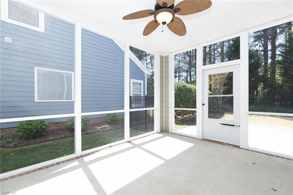 Virginia Beach, Virginia 23455, United States, 5 Bedrooms Bedrooms, ,3 BathroomsBathrooms,Residential,Pending,111379