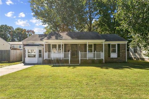 Photo of 32 Pennington Avenue, Newport News, VA 23606 (MLS # 10606684)