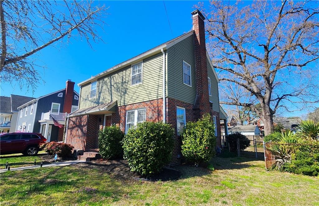 Photo of 300 Russell Street, Portsmouth, VA 23707 (MLS # 10634502)