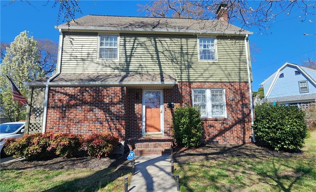 Photo of 300 Russell Street, Portsmouth, VA 23707 (MLS # 10634502)