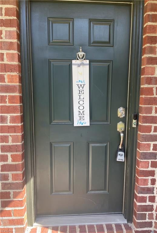 Photo of 1033 Farrcroft Way, Virginia Beach, VA 23455 (MLS # 10651251)
