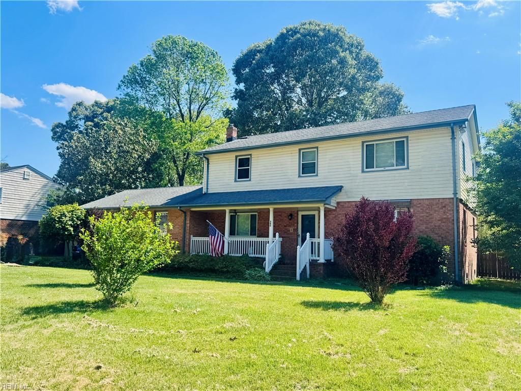 Photo of 340 Briarfield Drive, Chesapeake, VA 23322 (MLS # 10635213)