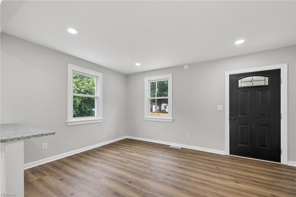 Photo of 614 Ellen Road, Newport News, VA 23605 (MLS # 10636351)