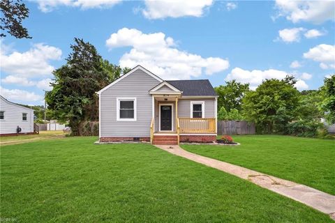 Photo of 614 Ellen Road, Newport News, VA 23605 (MLS # 10636351)