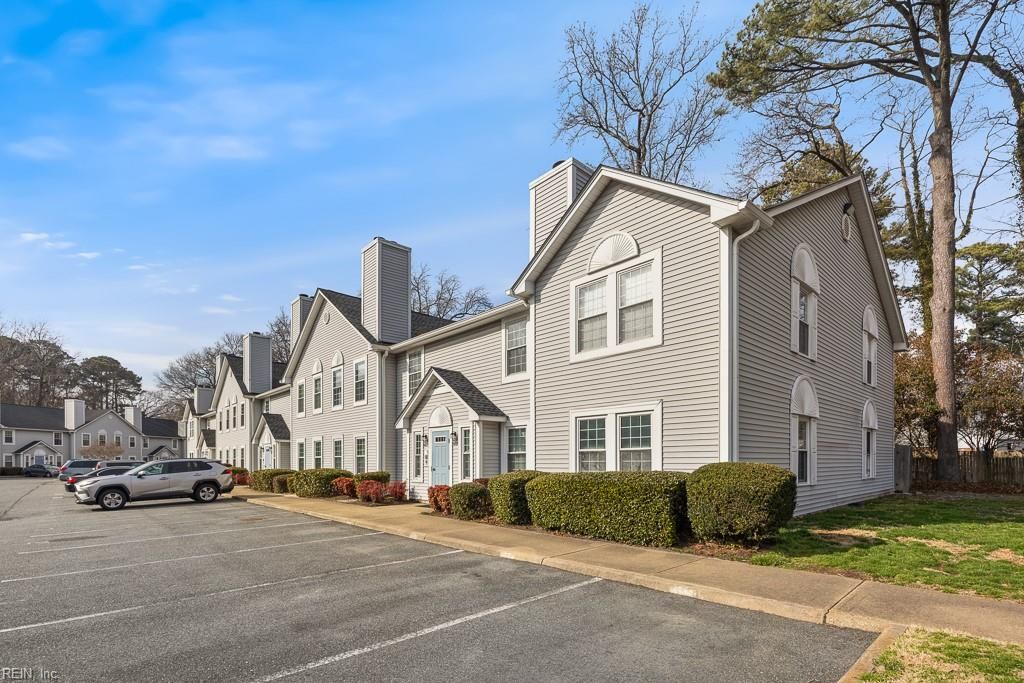 Photo of 4814 Station House Lane, Virginia Beach, VA 23455 (MLS # 10621528)