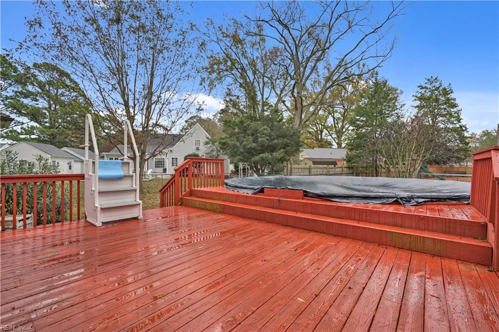 Chesapeake, Virginia 23322, United States, 4 Bedrooms Bedrooms, ,2 BathroomsBathrooms,Residential,Pending,27484