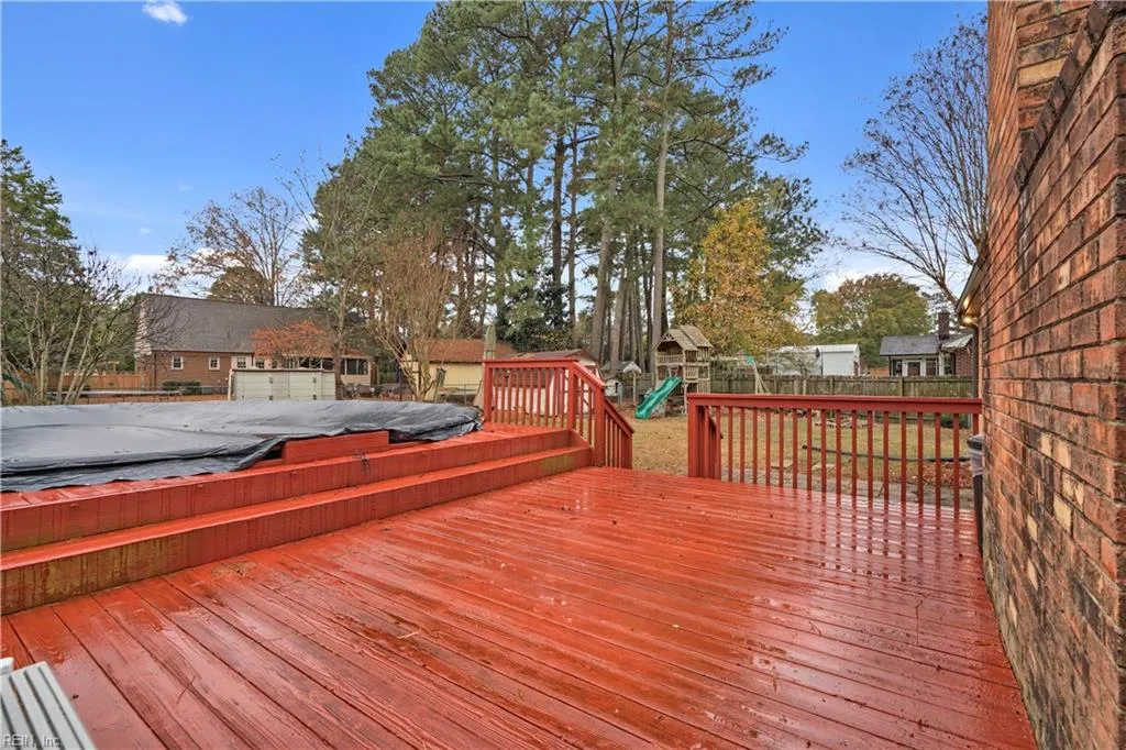 Chesapeake, Virginia 23322, United States, 4 Bedrooms Bedrooms, ,2 BathroomsBathrooms,Residential,Pending,27484