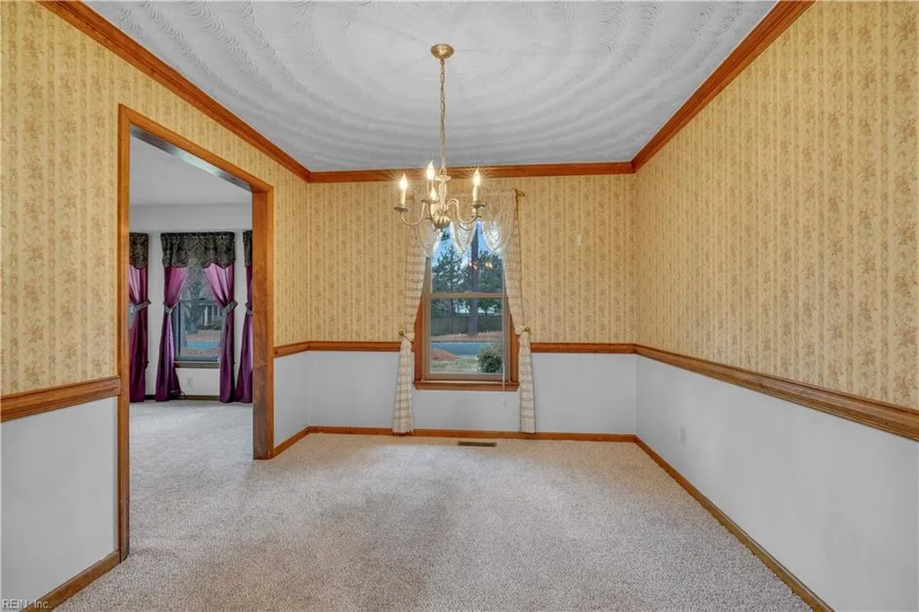 Chesapeake, Virginia 23322, United States, 4 Bedrooms Bedrooms, ,2 BathroomsBathrooms,Residential,Pending,27484