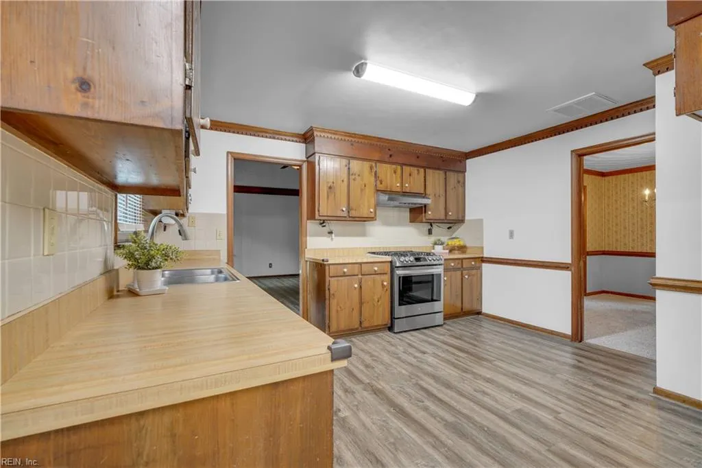 Chesapeake, Virginia 23322, United States, 4 Bedrooms Bedrooms, ,2 BathroomsBathrooms,Residential,Pending,27484