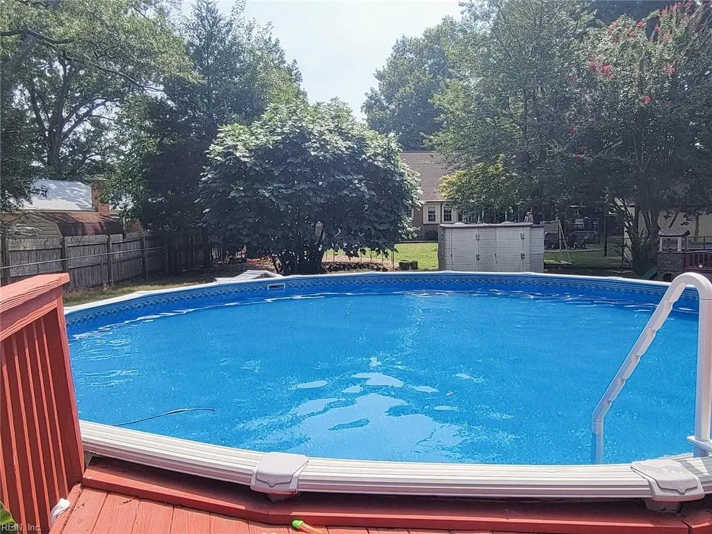 Chesapeake, Virginia 23322, United States, 4 Bedrooms Bedrooms, ,2 BathroomsBathrooms,Residential,Pending,27484