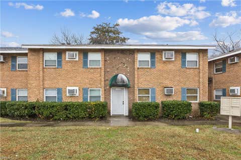 Photo of 2504 Leo Street #3, Norfolk, VA 23517 (MLS # 10639669)