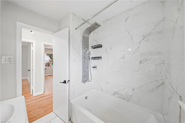 10 Eastlawn Drive, photo 3 of 24