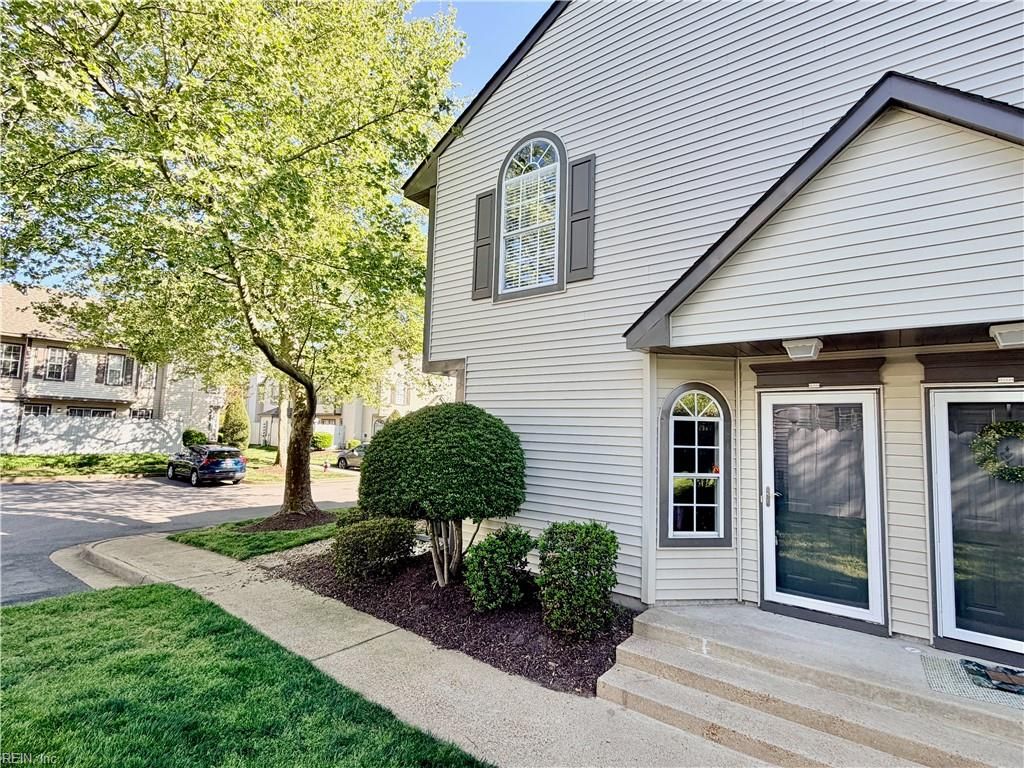 Photo of 5264 Bardith Circle, Virginia Beach, VA 23455 (MLS # 10629541)