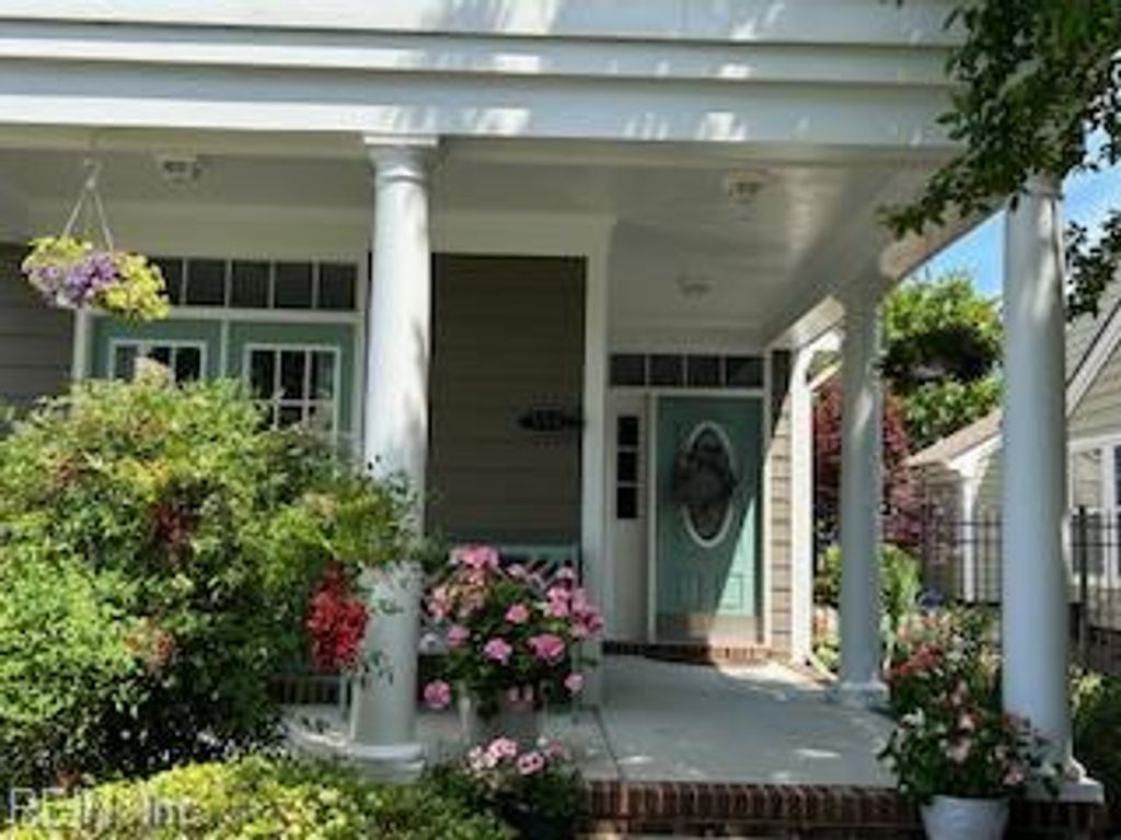 Photo of 5532 Arboretum Avenue, Virginia Beach, VA 23455 (MLS # 10623809)
