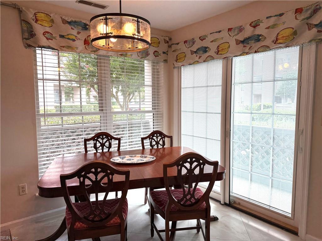 411 Harbour Point 102