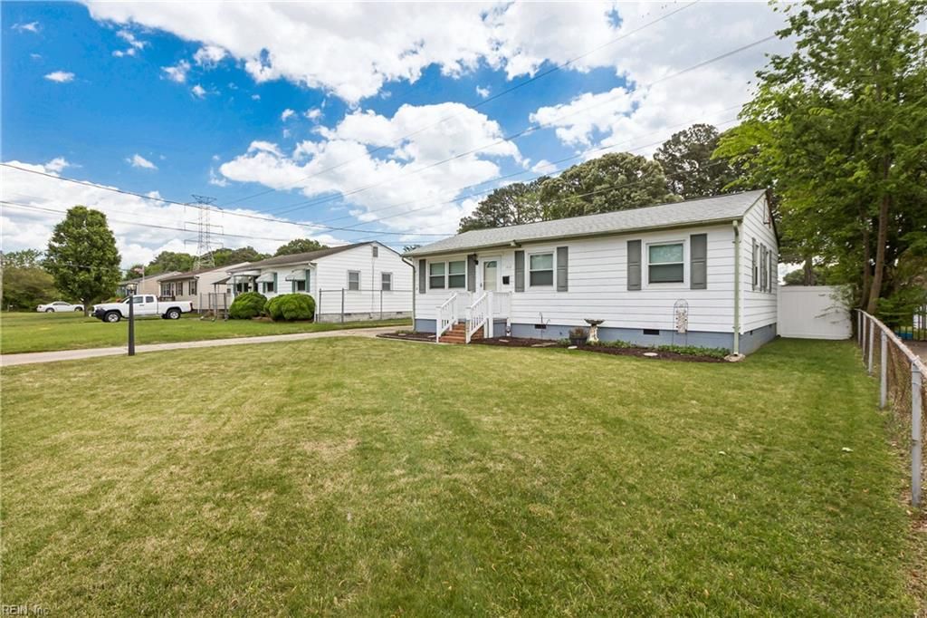 Photo of 1012 72nd Street, Newport News, VA 23605 (MLS # 10631752)