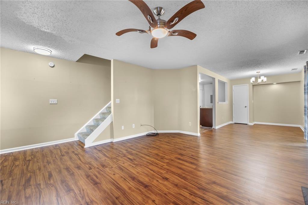 5217 Bardith CIR