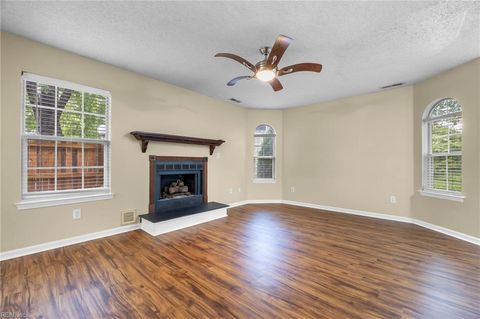 5217 Bardith CIR Virginia Beach VA 23455