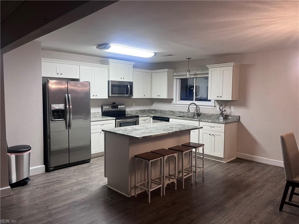 Photo of 11 Greenwood Road, Newport News, VA 23601 (MLS # 10606785)