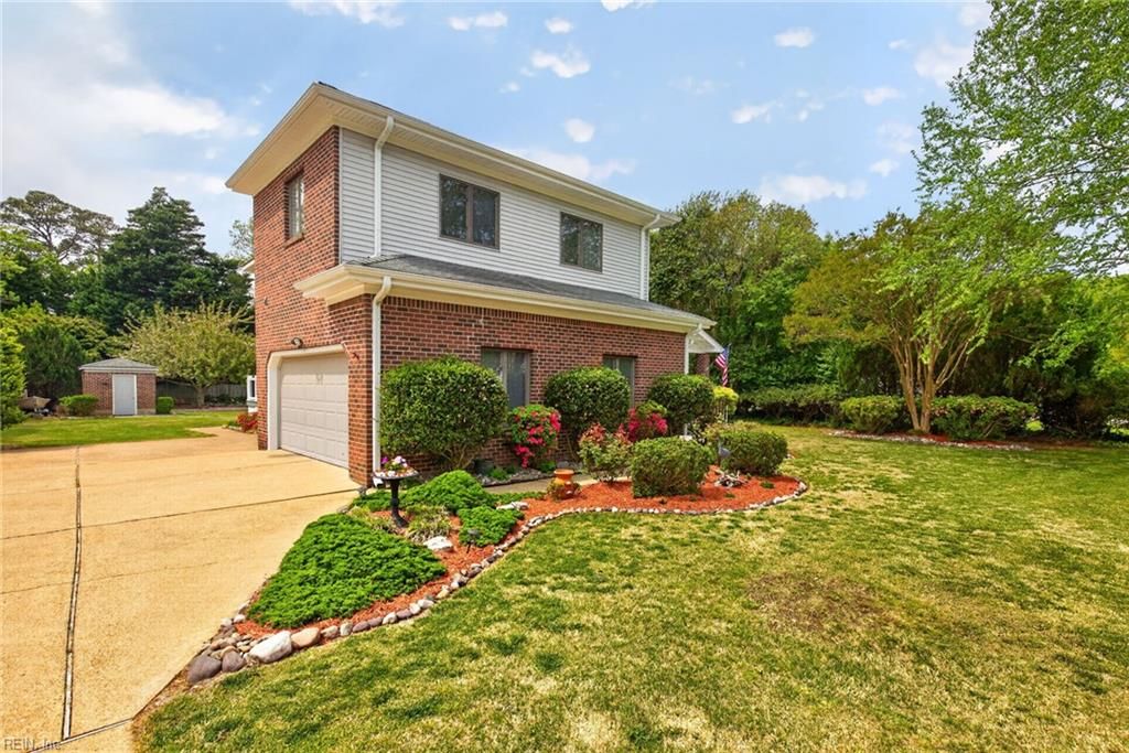 Photo of 5121 Shenstone Drive, Virginia Beach, VA 23455 (MLS # 10630237)