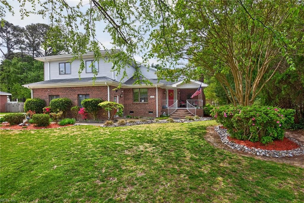 Photo of 5121 Shenstone Drive, Virginia Beach, VA 23455 (MLS # 10630237)