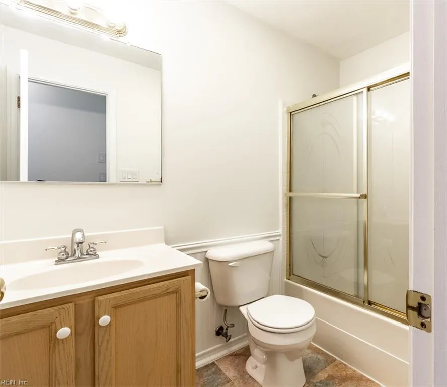 Suffolk, Virginia 23434, United States, 4 Bedrooms Bedrooms, ,3 BathroomsBathrooms,Residential,Active,92212