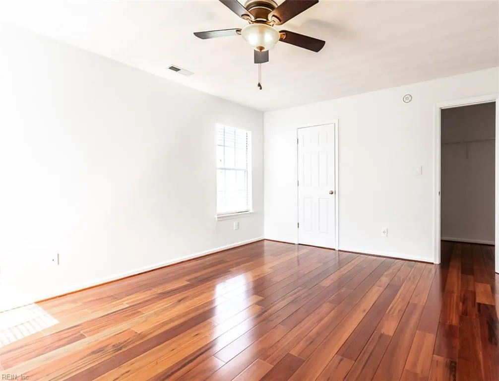 Suffolk, Virginia 23434, United States, 4 Bedrooms Bedrooms, ,3 BathroomsBathrooms,Residential,Active,92212