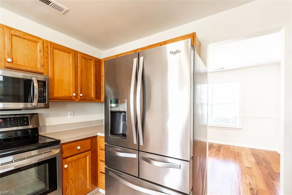 Suffolk, Virginia 23434, United States, 4 Bedrooms Bedrooms, ,3 BathroomsBathrooms,Residential,Active,92212