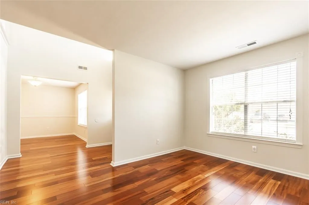 Suffolk, Virginia 23434, United States, 4 Bedrooms Bedrooms, ,3 BathroomsBathrooms,Residential,Active,92212