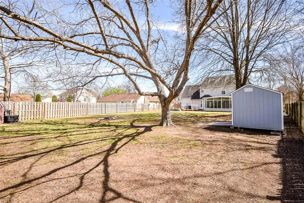 Suffolk, Virginia 23434, United States, 4 Bedrooms Bedrooms, ,3 BathroomsBathrooms,Residential,Active,92212