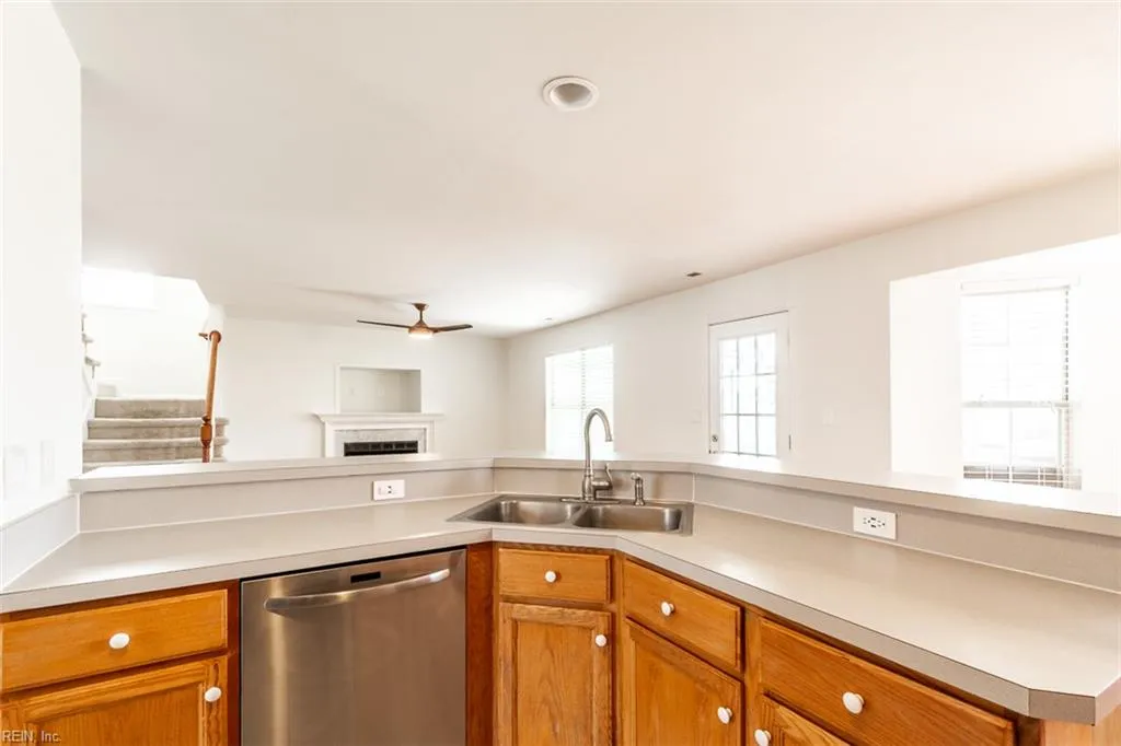 Suffolk, Virginia 23434, United States, 4 Bedrooms Bedrooms, ,3 BathroomsBathrooms,Residential,Active,92212